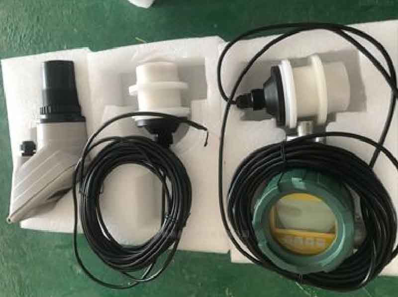 分體防腐超聲波液位儀包裝